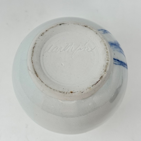 Vintage Chinoiserie Porcelain Flower Vase - Picture 4 of 6